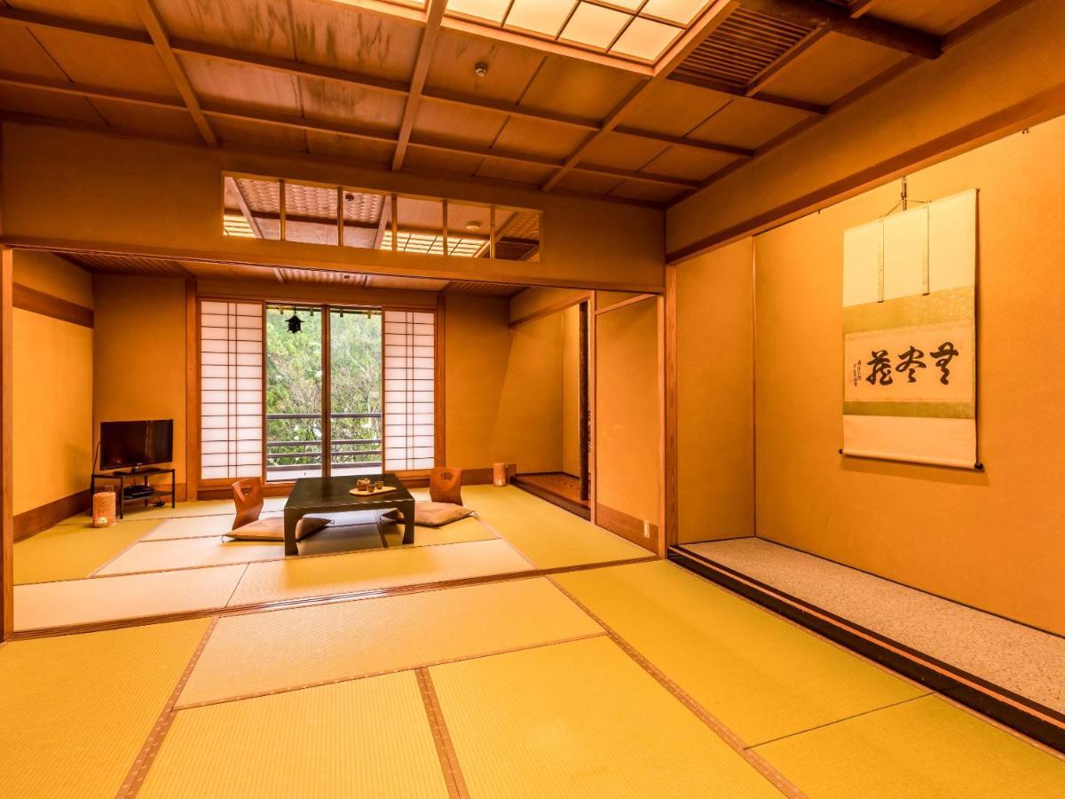 Hotel Ooedo Onsen Monogatari Premium Yoshinoya Irokuen Kaga  Esterno foto